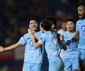 Cầu thủ ít ai ngờ đi vào lịch sử V.League, chiến công 'hoàng tráng' tới khó tin