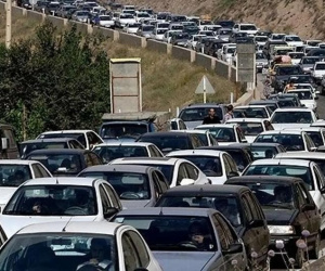 Tehran 'thất thủ': Người dân tháo chạy về phía biển, cả thành phố vắng lặng như thời Covid-19