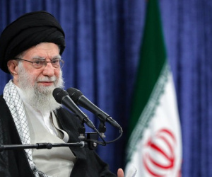 Mỹ biết nơi ẩn náu của lãnh tụ tối cao Iran, muốn Tehran đầu hàng vô điều kiện