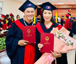 Nam nghệ sĩ rao biệt phủ 100 tỷ, tuổi 54: 'Tôi đang chuẩn bị thi đầu vào Tiến sĩ'
