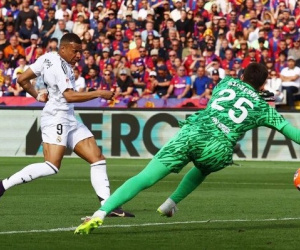 Mbappe bất ngờ nhập viện ở Mỹ