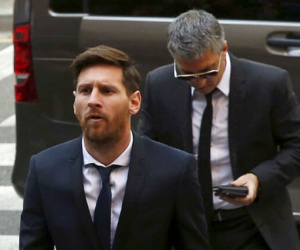 Bị kết tội trốn thuế, Messi khẳng định 'Tôi chỉ biết đá bóng, có biết gì đâu'