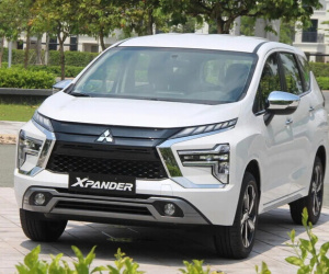 Loạt xe MPV 7 chỗ ngồi đang được giảm giá sâu, dân mua chạy dịch vụ 'mừng thầm'