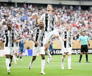 Juventus tạo mưa bàn thắng, giành vé vòng knock-out FIFA Club World Cup