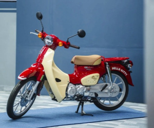 Honda Super Cub bản giới hạn được đưa về Việt Nam