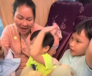 Sau 100 ngày của chồng, bà xã Quý Bình bất ngờ đưa 2 con trai đi làm điều này