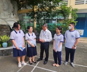 Thi tốt nghiệp THPT 2025: Một thí sinh đau bụng đi cấp cứu được xét đặc cách tốt nghiệp