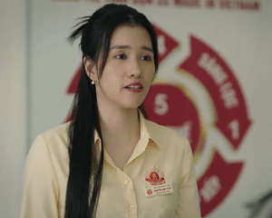 'Dịu dàng màu nắng' tập 20: Xuân bị Tuyết đuổi xuống bộ phận dọn vệ sinh