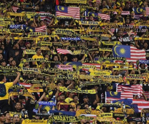Manh động từ fan đến đội, bóng đá Malaysia bị phạt nặng