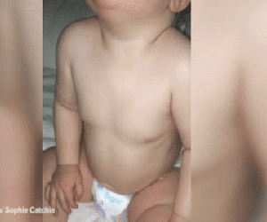 Video: Xem clip này để biết khi nào trẻ đang khó thở và cần đưa ngay đến bệnh viện