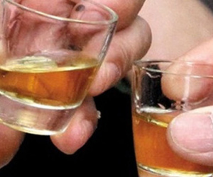 Đoạt mạng bạn nhậu vì điện thoại di động