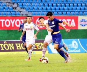 HLV Park Hang Seo bổ sung hai cầu thủ vào U23 Việt Nam