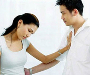 Chồng mua nhà xe cho tình cũ và con riêng, ép tôi phải ở chung
