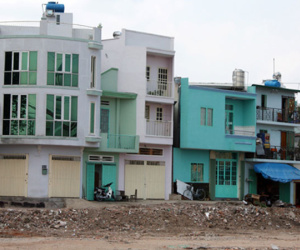 Lãi bạc tỷ nhờ buôn nhà phố mini 'đánh nhanh rút gọn'