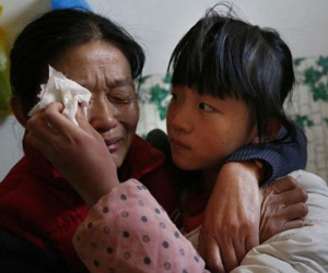 Rớt nước mắt lời cầu nguyện xin chết của bé gái: 'Hãy để con đi, bố mẹ còn anh chị'