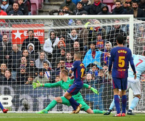 Suarez và Messi ghi bàn, Barca vẫn phải chia điểm với Celta Vigo