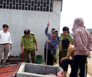 2 triệu lít xăng "bẩn" tuồn ra thị trường: Trách nhiệm thuộc về ai?