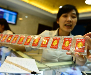 Vàng miếng ngày càng bớt 'lấp lánh', gần 10.000 doanh nghiệp đóng cửa