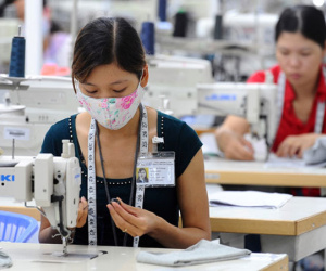 Lùi cách tính lương hưu mới, khoảng 21.000 lao động nữ bớt thiệt