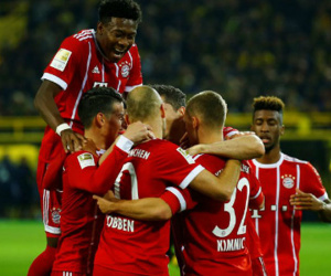 Bayern đè bẹp Dortmund, giữ chắc ngôi đầu Bundesliga