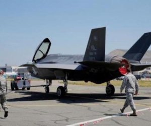 F-35 đắp chiếu 30 ngày vì... bị gỉ sét