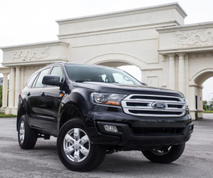 Ford Việt Nam trình làng Everest Ambiente đón đầu xu thế