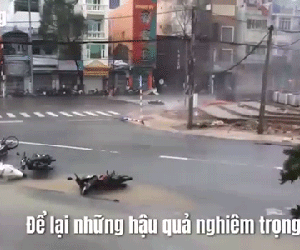 Video: Cơn bão số 12 và những thiệt hại nặng để lại
