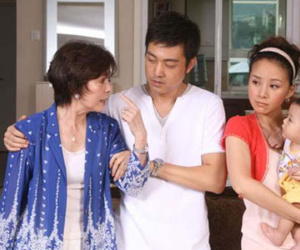 Mẹ chồng độc đáo nhất năm: Bắt con dâu đưa tiền, trả thù lao mới chịu trông cháu
