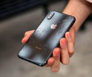 iPhone X vỡ chỉ sau một lần rơi