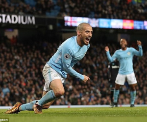 Man City có nguy cơ mất trụ cột ở trận chiến với MU