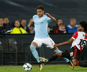 Redknapp: 'Bán Walker cho Man City, Tottenham mãi là đội bóng nhỏ '