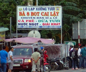 Công an mời chủ quán nước gần trạm BOT Cai Lậy lên làm việc