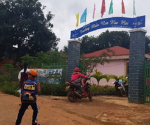 Đắk Lắk: Giáo viên ký đơn tập thể tố ban giám hiệu ăn bớt suất ăn học sinh