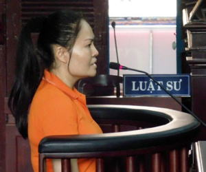Ký 21 lệnh chuyển tiền mà… không biết vì sao mình ký
