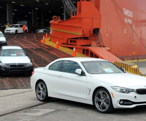 Lô xe BMW từng bị ngừng thông quan bất ngờ được rao bán với giá từ 1 tỷ đồng