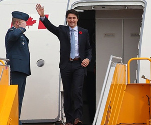 Thủ tướng Canada tới Nội Bài, bắt đầu thăm chính thức Việt Nam