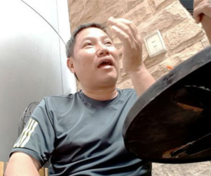 Cán bộ đô thị thừa nhận bảo kê vỉa hè vì 'rất thương bà con làm ăn kinh doanh'