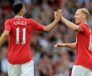 Giggs, Scholes sắp đến Hà Nội