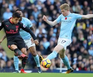 Man City: Đá hay, kiếm tiền cũng giỏi