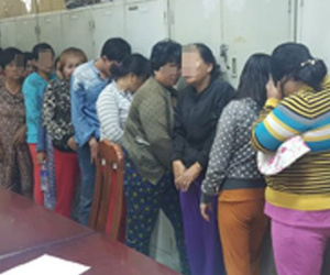 Phá sòng bạc ở nhà hàng toàn phụ nữ tham gia sát phạt