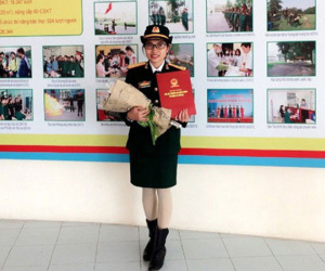 'Bóng hồng' hiếm hoi giành 'ngôi vương' đầu ra Học viện Kỹ thuật Quân sự