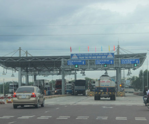 Vì sao trạm thu phí BOT Nam Bình Định vẫn chưa giảm giá vé?