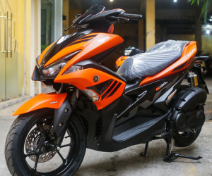 Yamaha NVX 2018 màu cam mờ, giá 52,7 triệu đồng