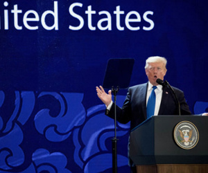 Tầm nhìn đối lập trong bài phát biểu APEC của ông Trump và ông Tập