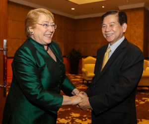 Tổng thống Chile đi tìm gặp bạn cũ Nguyễn Minh Triết