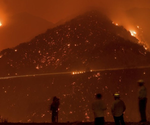 California có thể phải đón Giáng sinh cùng cháy rừng
