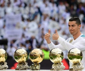 Ronaldo thành cầu thủ đầu tiên ghi hơn 50 bàn mỗi năm trong bảy năm liên tiếp