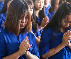 Cầu siêu cho hàng ngàn người chết vì tai nạn giao thông