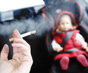 Hít khói thuốc thụ động gây hại cho sức khỏe như thế nào?