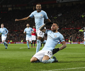 Quật ngã MU, Man City lập kỷ lục vĩ đại ở Premier League
